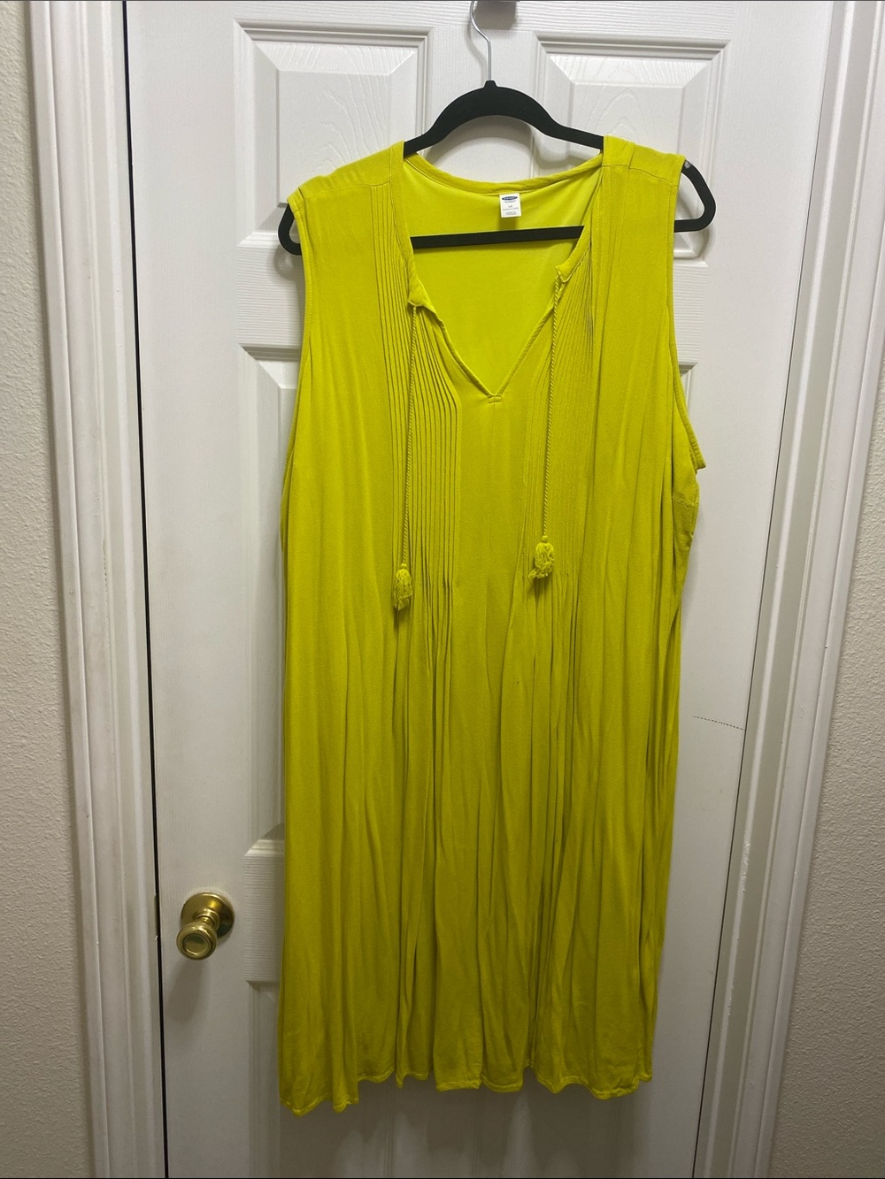 Old Navy Bright Lime Sleeveless V-Neck Swim Coverup